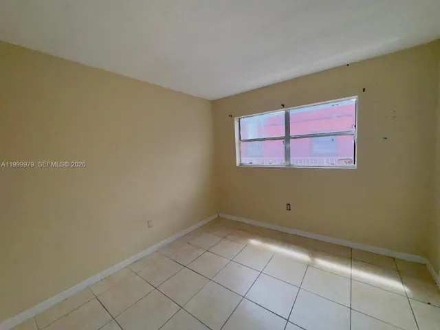 19841 Sw 114th Ave 310, Miami, Florida 33157