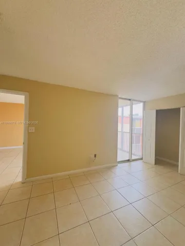 19841 Sw 114th Ave 310, Miami, Florida 33157