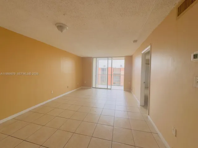 19841 Sw 114th Ave 310, Miami, Florida 33157