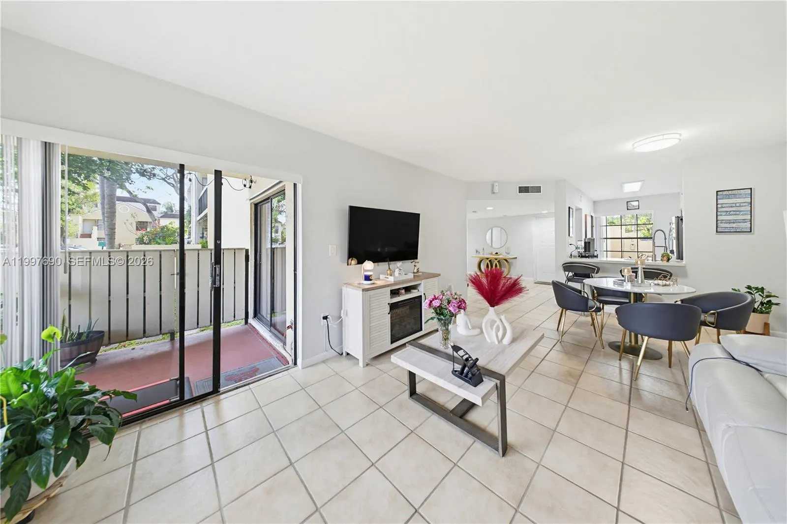 12984 Sw 88th Ln B104, Miami, Florida 33186, Miami, Florida 33186, 3 Bedrooms Bedrooms, ,2 BathroomsBathrooms,Residential,For Sale,12984 Sw 88th Ln B104, Miami, Florida 33186,A11997690