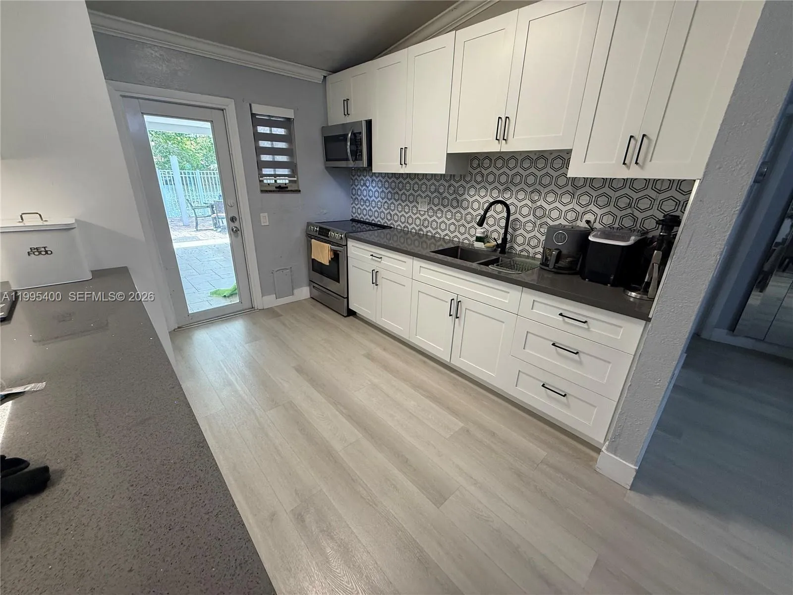 328 Nw 47th St, Deerfield Beach, Florida 33064, Deerfield Beach, Florida 33064, 2 Bedrooms Bedrooms, ,1 BathroomBathrooms,Residential Lease,For Rent,328 Nw 47th St, Deerfield Beach, Florida 33064,A11995400