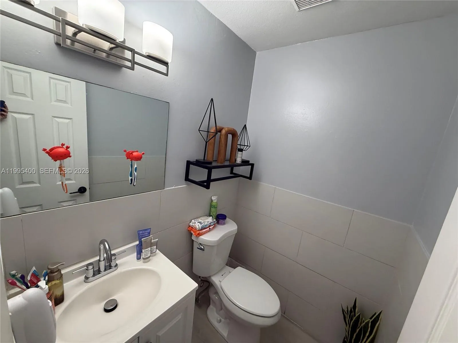 328 Nw 47th St, Deerfield Beach, Florida 33064, Deerfield Beach, Florida 33064, 2 Bedrooms Bedrooms, ,1 BathroomBathrooms,Residential Lease,For Rent,328 Nw 47th St, Deerfield Beach, Florida 33064,A11995400