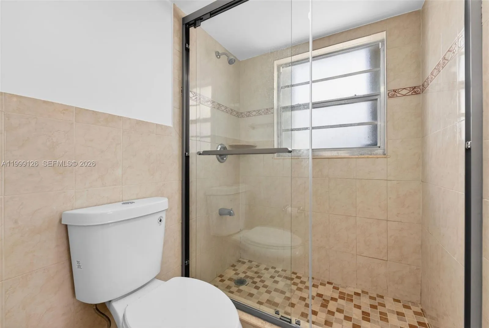 8250 Byron Ave 404, Miami Beach, Florida 33141, Miami Beach, Florida 33141, 2 Bedrooms Bedrooms, ,1 BathroomBathrooms,Residential Lease,For Rent,8250 Byron Ave 404, Miami Beach, Florida 33141,A11999126