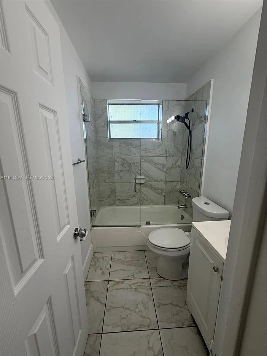 10393 N Kendall Dr U7, Miami, Florida 33176, Miami, Florida 33176, 2 Bedrooms Bedrooms, ,2 BathroomsBathrooms,Residential,For Sale,10393 N Kendall Dr U7, Miami, Florida 33176,A11986227