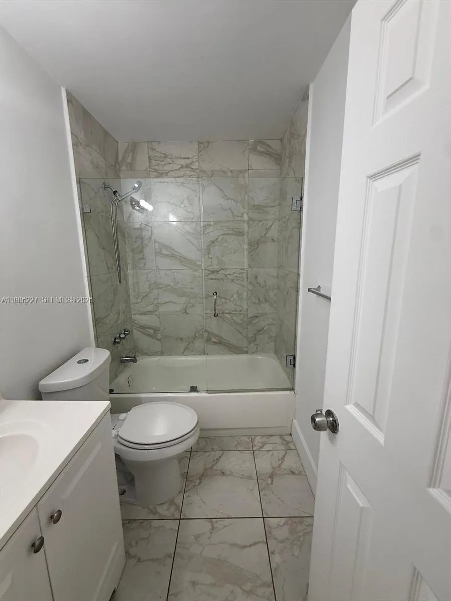 10393 N Kendall Dr U7, Miami, Florida 33176, Miami, Florida 33176, 2 Bedrooms Bedrooms, ,2 BathroomsBathrooms,Residential,For Sale,10393 N Kendall Dr U7, Miami, Florida 33176,A11986227