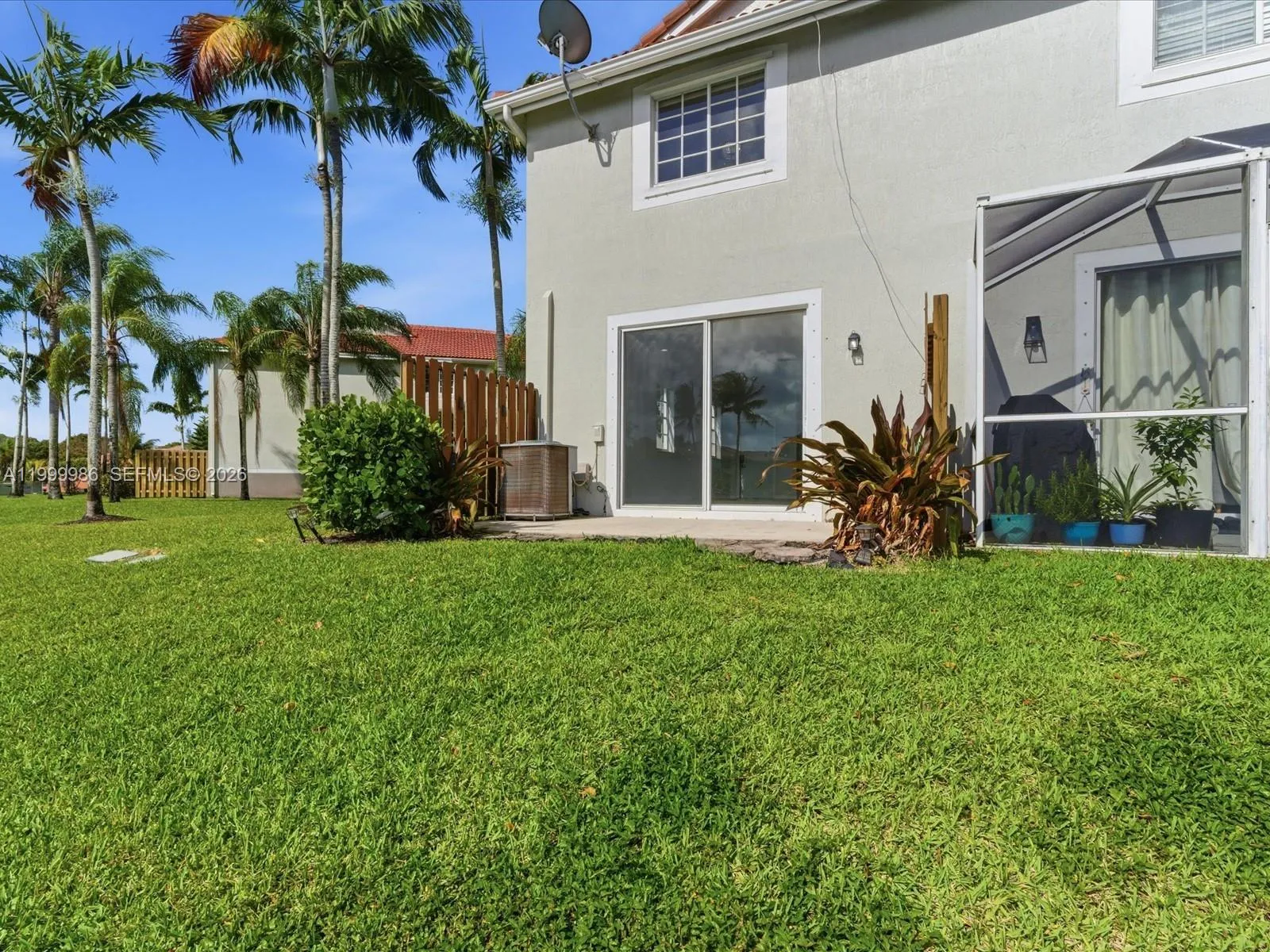 3776 San Simeon Cir, Weston, Florida 33331, Weston, Florida 33331, 4 Bedrooms Bedrooms, ,2 BathroomsBathrooms,Residential Lease,For Rent,3776 San Simeon Cir, Weston, Florida 33331,A11999986