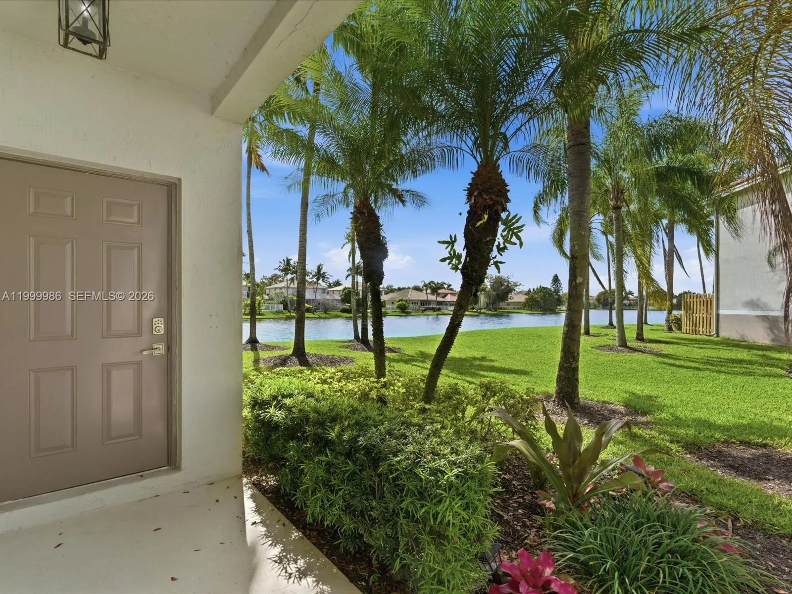 3776 San Simeon Cir, Weston, Florida 33331, Weston, Florida 33331, 4 Bedrooms Bedrooms, ,2 BathroomsBathrooms,Residential Lease,For Rent,3776 San Simeon Cir, Weston, Florida 33331,A11999986