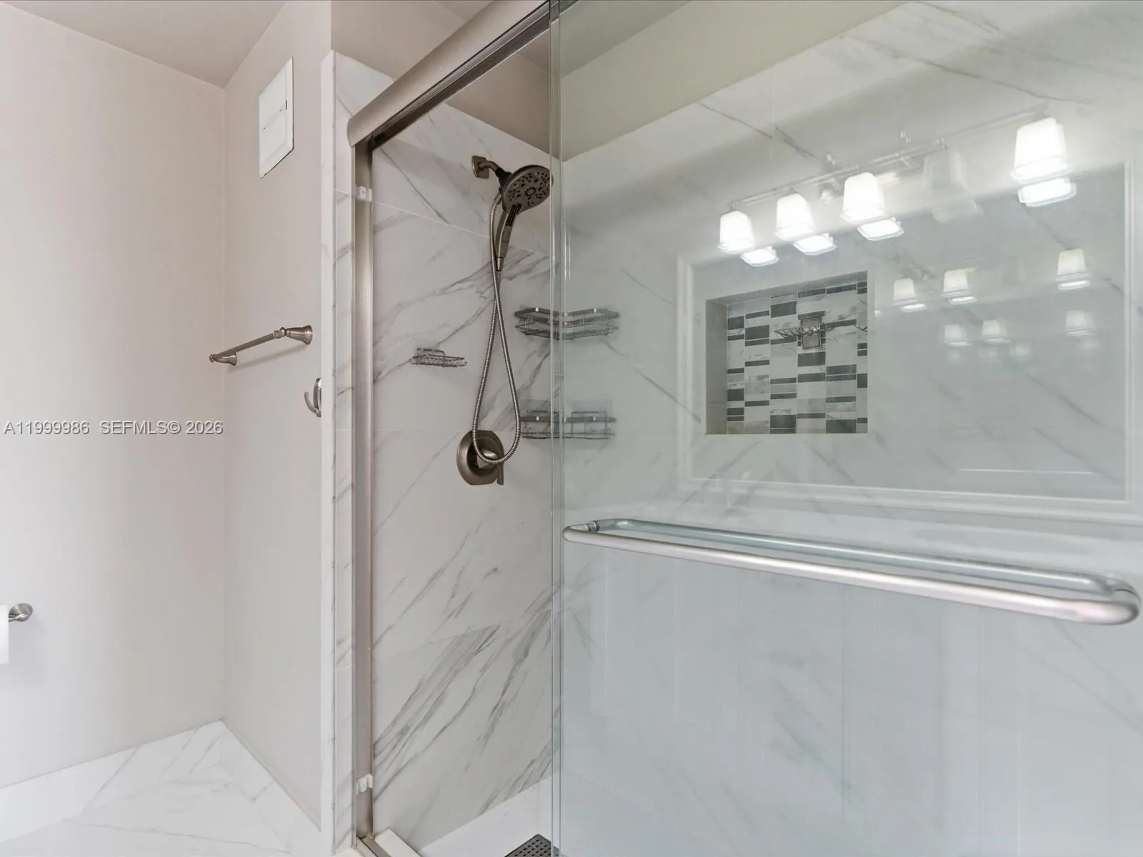 3776 San Simeon Cir, Weston, Florida 33331, Weston, Florida 33331, 4 Bedrooms Bedrooms, ,2 BathroomsBathrooms,Residential Lease,For Rent,3776 San Simeon Cir, Weston, Florida 33331,A11999986