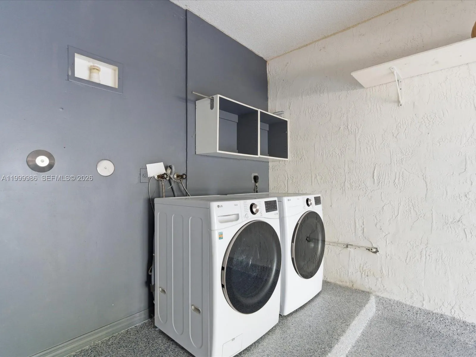 3776 San Simeon Cir, Weston, Florida 33331, Weston, Florida 33331, 4 Bedrooms Bedrooms, ,2 BathroomsBathrooms,Residential Lease,For Rent,3776 San Simeon Cir, Weston, Florida 33331,A11999986