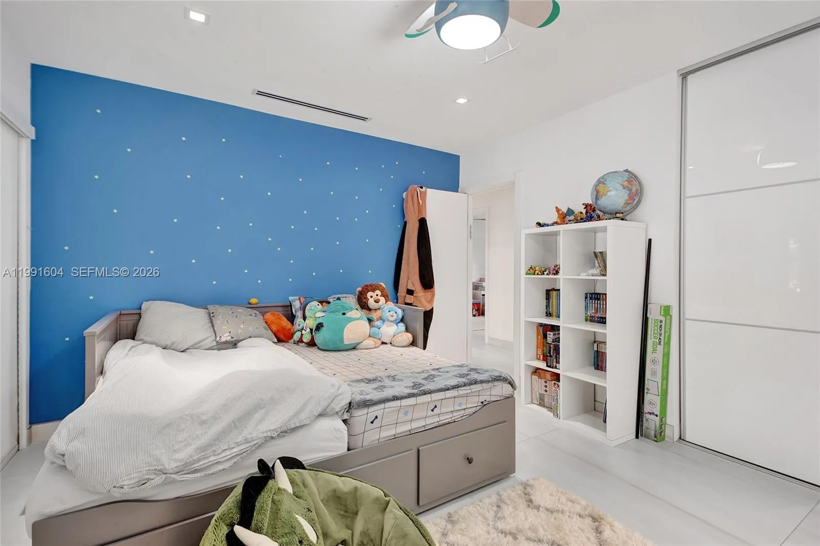 2126 Ne 187th St, North Miami Beach, Florida 33179, North Miami Beach, Florida 33179, 5 Bedrooms Bedrooms, ,3 BathroomsBathrooms,Residential,For Sale,2126 Ne 187th St, North Miami Beach, Florida 33179,A11991604