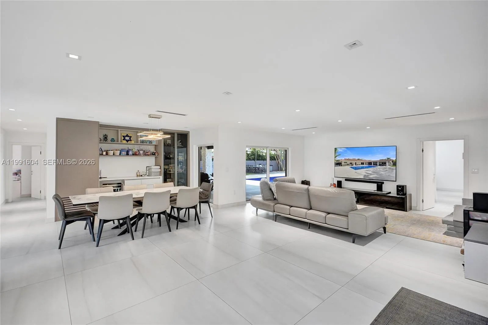 2126 Ne 187th St, North Miami Beach, Florida 33179, North Miami Beach, Florida 33179, 5 Bedrooms Bedrooms, ,3 BathroomsBathrooms,Residential,For Sale,2126 Ne 187th St, North Miami Beach, Florida 33179,A11991604