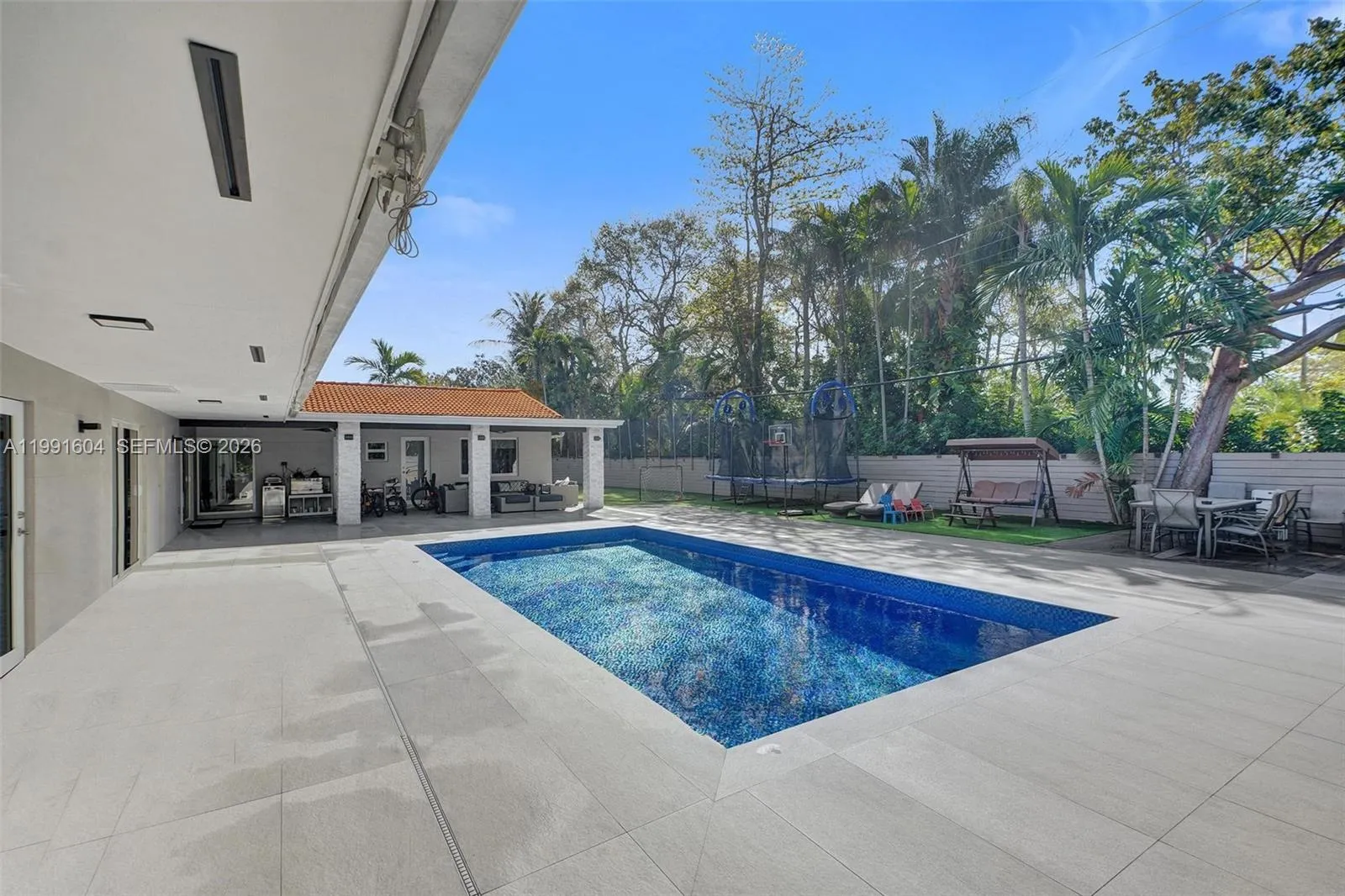 2126 Ne 187th St, North Miami Beach, Florida 33179, North Miami Beach, Florida 33179, 5 Bedrooms Bedrooms, ,3 BathroomsBathrooms,Residential,For Sale,2126 Ne 187th St, North Miami Beach, Florida 33179,A11991604