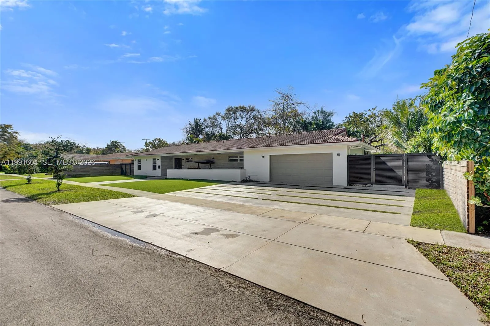 2126 Ne 187th St, North Miami Beach, Florida 33179, North Miami Beach, Florida 33179, 5 Bedrooms Bedrooms, ,3 BathroomsBathrooms,Residential,For Sale,2126 Ne 187th St, North Miami Beach, Florida 33179,A11991604