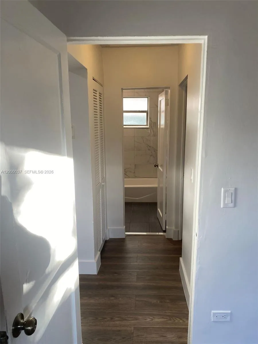 Miami Beach, Florida 33141, 4 Bedrooms Bedrooms, ,2 BathroomsBathrooms,Residential Lease,For Rent,A12000037