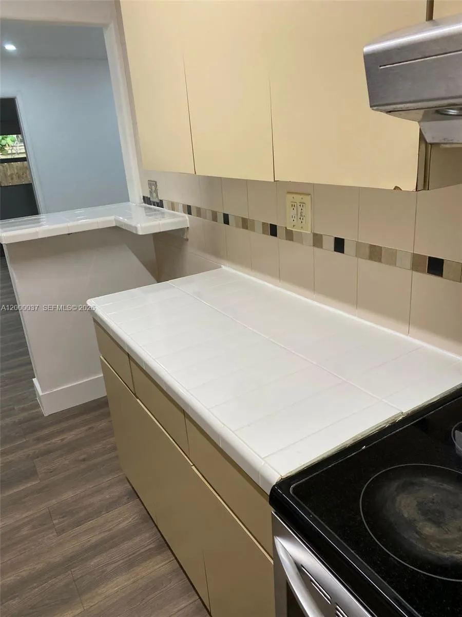 Miami Beach, Florida 33141, 4 Bedrooms Bedrooms, ,2 BathroomsBathrooms,Residential Lease,For Rent,A12000037