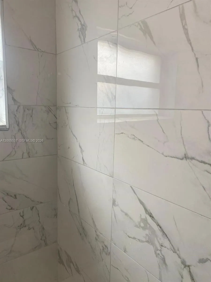 Miami Beach, Florida 33141, 4 Bedrooms Bedrooms, ,2 BathroomsBathrooms,Residential Lease,For Rent,A12000037