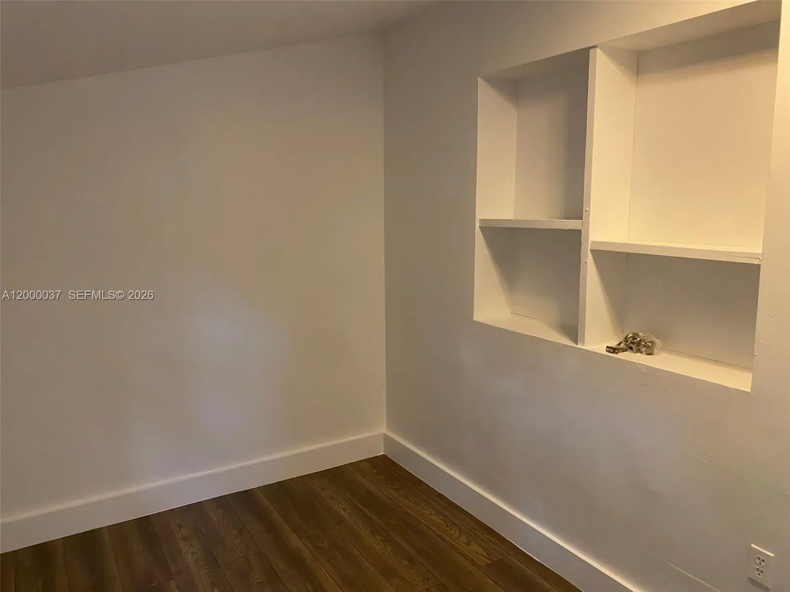 Miami Beach, Florida 33141, 4 Bedrooms Bedrooms, ,2 BathroomsBathrooms,Residential Lease,For Rent,A12000037