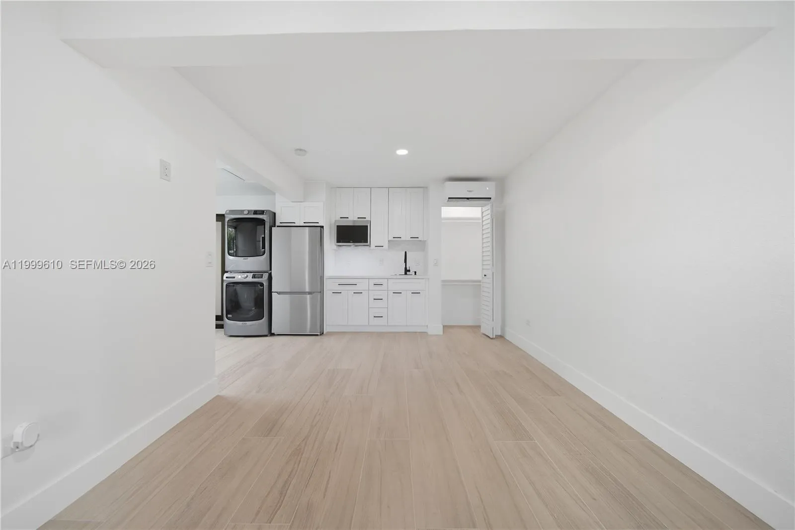 3101 Sw 106th Ave Studio, Miami, Florida 33165, Miami, Florida 33165, 1 Bedroom Bedrooms, ,1 BathroomBathrooms,Residential Lease,For Rent,3101 Sw 106th Ave Studio, Miami, Florida 33165,A11999610