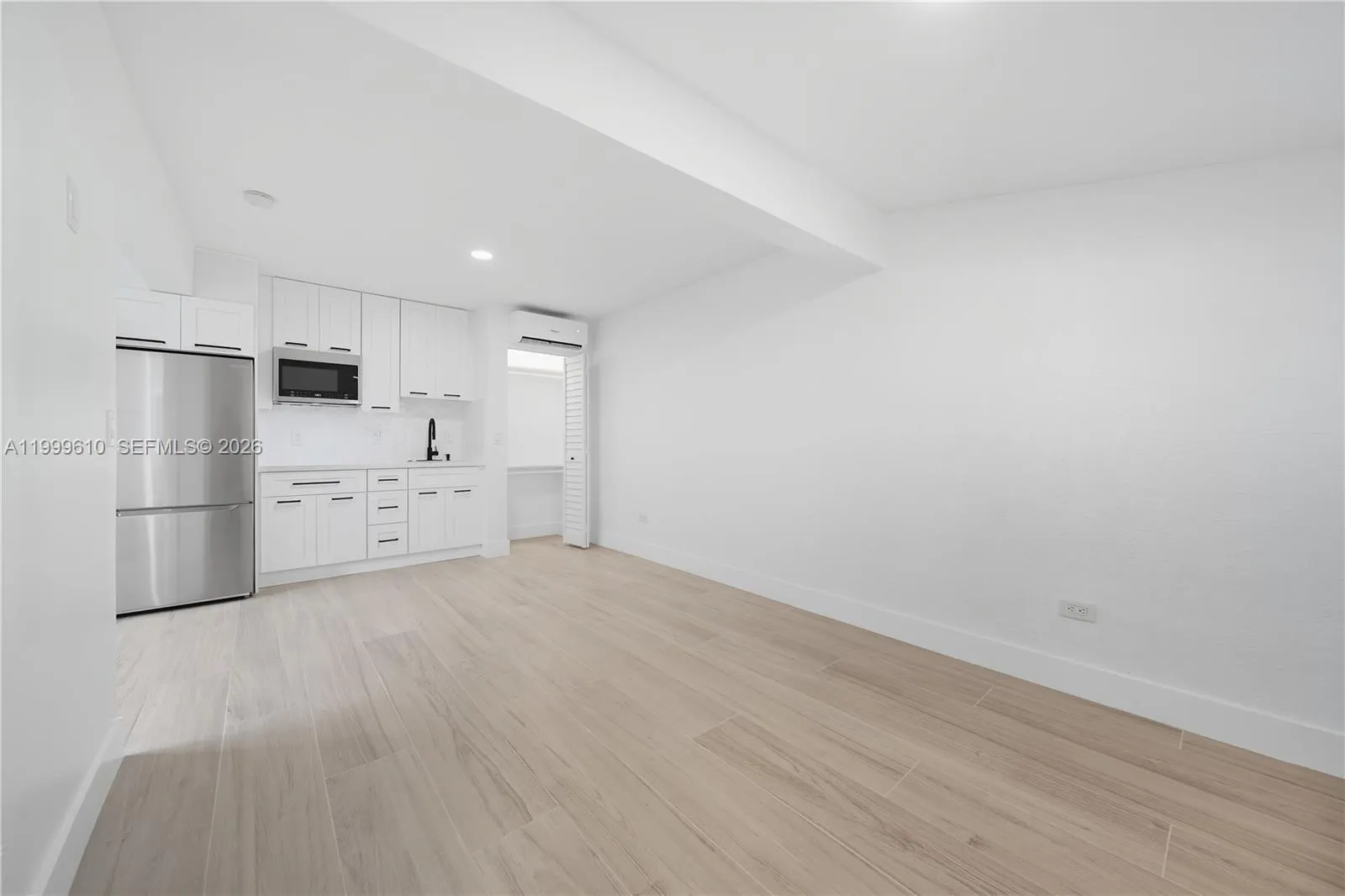 3101 Sw 106th Ave Studio, Miami, Florida 33165, Miami, Florida 33165, 1 Bedroom Bedrooms, ,1 BathroomBathrooms,Residential Lease,For Rent,3101 Sw 106th Ave Studio, Miami, Florida 33165,A11999610