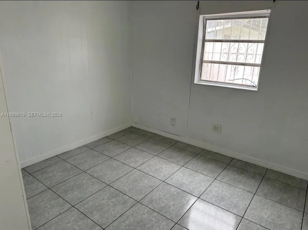 9021 Sw 30th Ter, Miami, Florida 33165, Miami, Florida 33165, 6 Bedrooms Bedrooms, ,4 BathroomsBathrooms,Residential,For Sale,9021 Sw 30th Ter, Miami, Florida 33165,A11999819