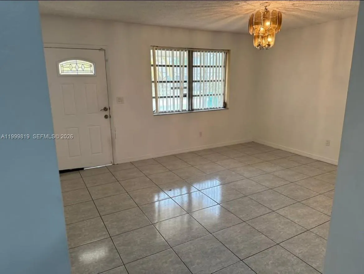 9021 Sw 30th Ter, Miami, Florida 33165, Miami, Florida 33165, 6 Bedrooms Bedrooms, ,4 BathroomsBathrooms,Residential,For Sale,9021 Sw 30th Ter, Miami, Florida 33165,A11999819