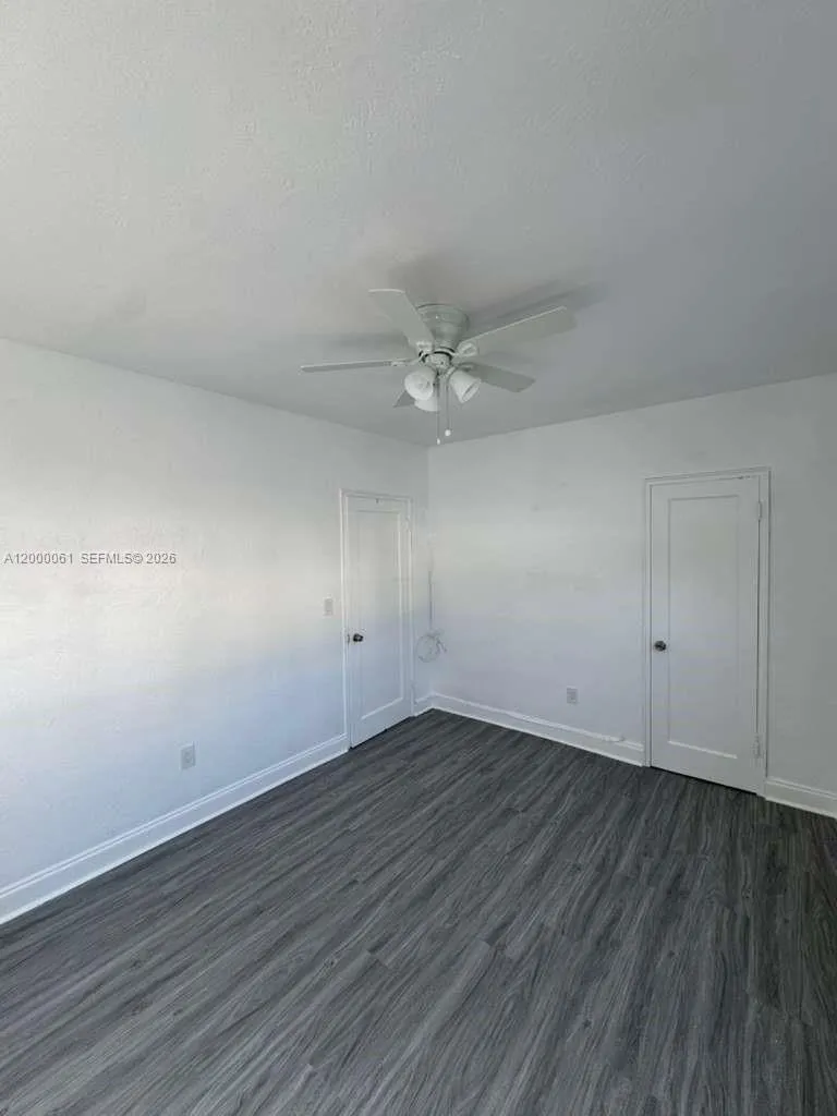 Miami Beach, Florida 33141, 1 Bedroom Bedrooms, ,1 BathroomBathrooms,Residential Lease,For Rent,A12000061