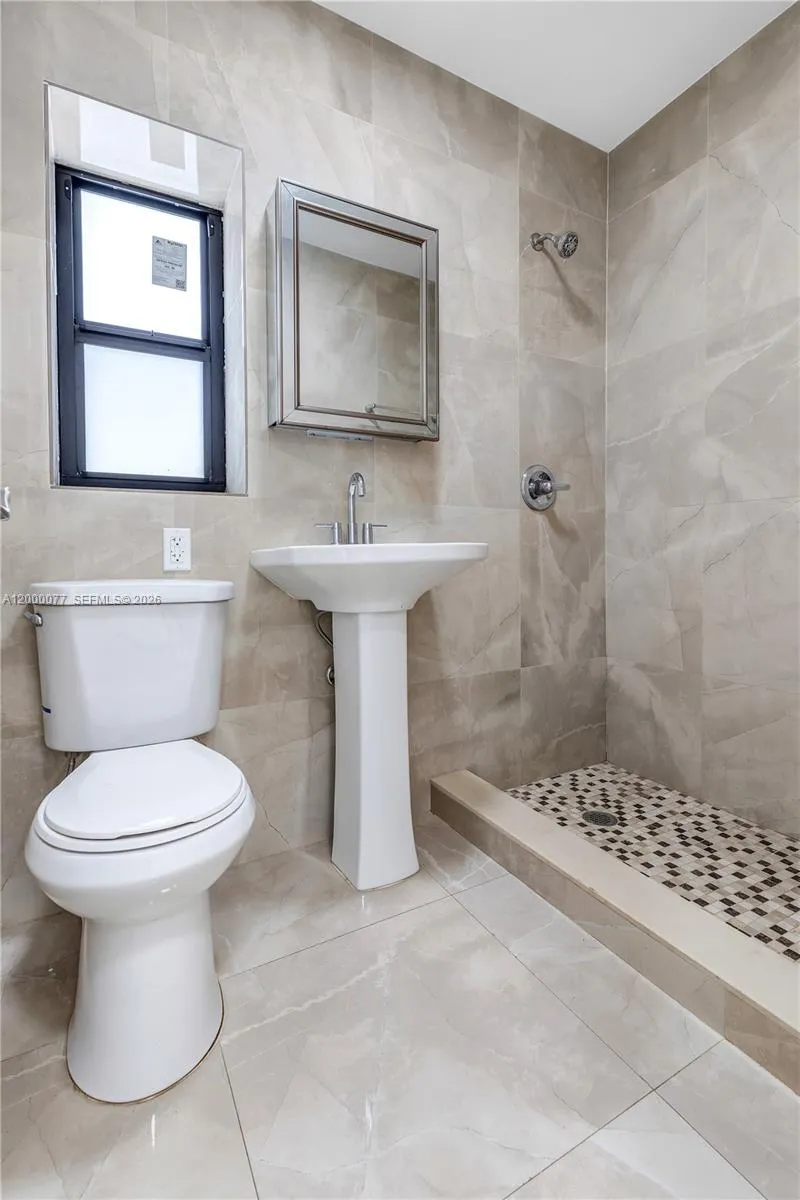 620 Sw 6th Ave 1, Miami, Florida 33130, Miami, Florida 33130, 1 Bedroom Bedrooms, ,1 BathroomBathrooms,Residential Lease,For Rent,620 Sw 6th Ave 1, Miami, Florida 33130,A12000077
