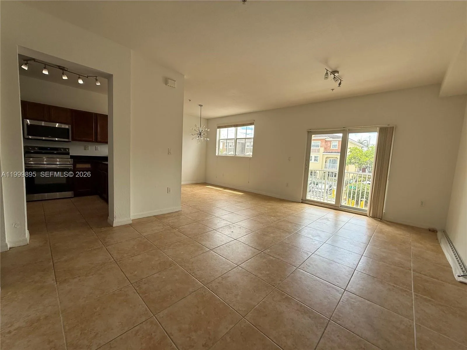 8800 Nw 107th Ct 219-10, Doral, Florida 33178, Doral, Florida 33178, 3 Bedrooms Bedrooms, ,2 BathroomsBathrooms,Residential Lease,For Rent,8800 Nw 107th Ct 219-10, Doral, Florida 33178,A11999895