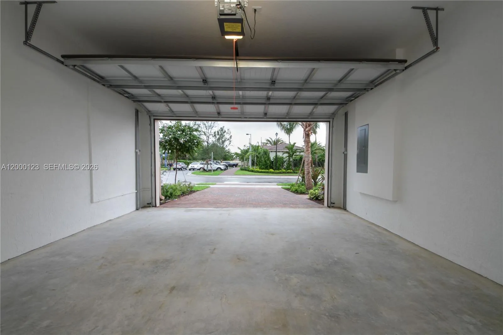 106 Sw 127th Terrace 106, Plantation, Florida 3332, Plantation, Florida 33325, 3 Bedrooms Bedrooms, ,2 BathroomsBathrooms,Residential Lease,For Rent,106 Sw 127th Terrace 106, Plantation, Florida 3332,A12000123