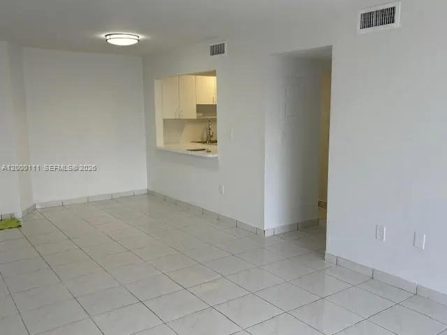 8231 Nw 8th St 2-102, Miami, Florida 33126, Miami, Florida 33126, 2 Bedrooms Bedrooms, ,2 BathroomsBathrooms,Residential,For Sale,8231 Nw 8th St 2-102, Miami, Florida 33126,A12000111