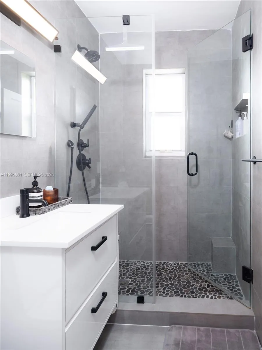 455 Ne 111th St, Miami, Florida 33161, Miami, Florida 33161, 2 Bedrooms Bedrooms, ,2 BathroomsBathrooms,Residential,For Sale,455 Ne 111th St, Miami, Florida 33161,A11999861