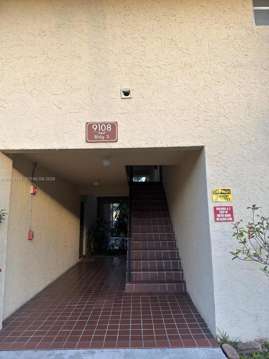 9108 Sw 137th Ter 16-3, Miami, Florida 33176, Miami, Florida 33176, 1 Bedroom Bedrooms, ,1 BathroomBathrooms,Residential Lease,For Rent,9108 Sw 137th Ter 16-3, Miami, Florida 33176,A12000135