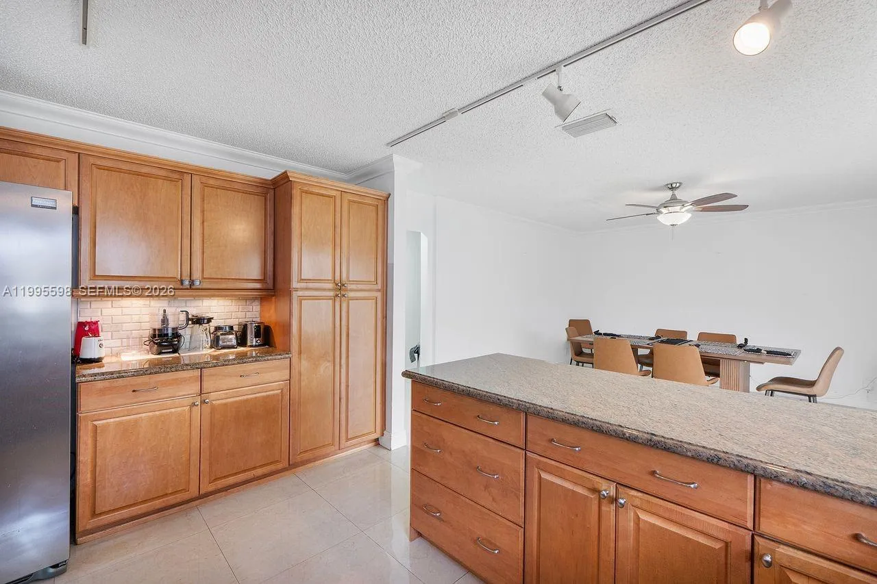 9602 Nw 8th Cir, Plantation, Florida 33324, Plantation, Florida 33324, 4 Bedrooms Bedrooms, ,2 BathroomsBathrooms,Residential,For Sale,9602 Nw 8th Cir, Plantation, Florida 33324,A11995598