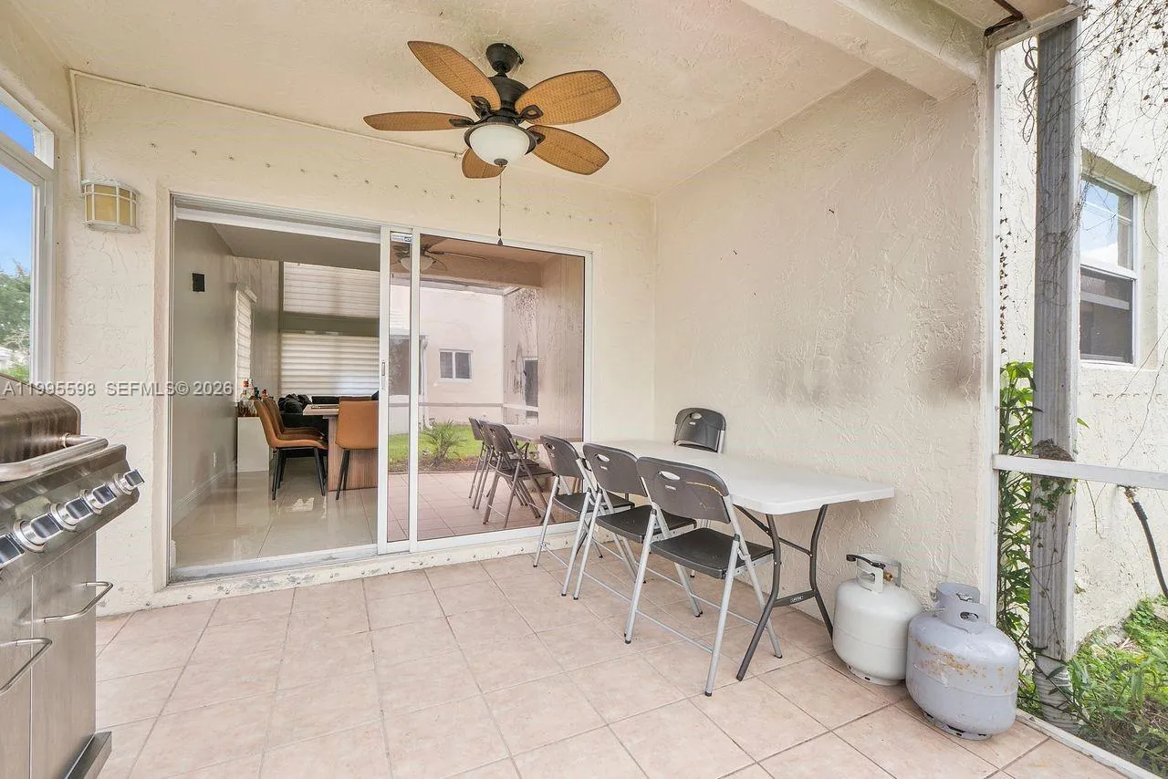 9602 Nw 8th Cir, Plantation, Florida 33324, Plantation, Florida 33324, 4 Bedrooms Bedrooms, ,2 BathroomsBathrooms,Residential,For Sale,9602 Nw 8th Cir, Plantation, Florida 33324,A11995598