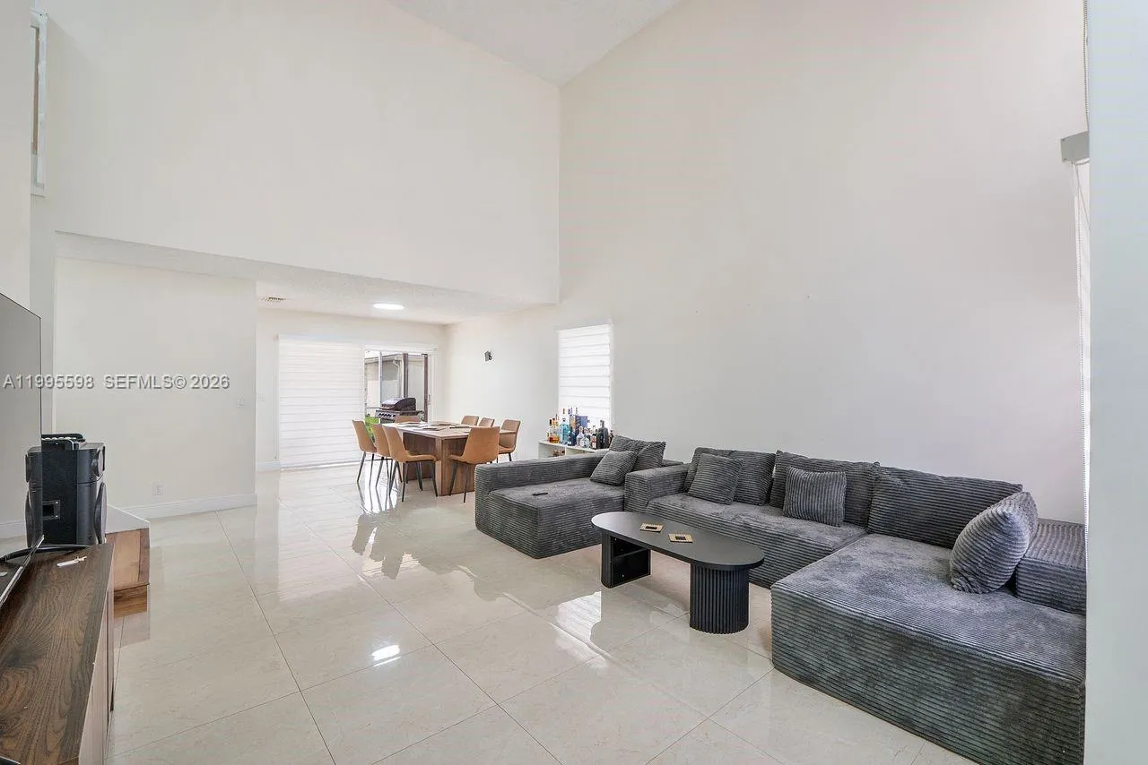 9602 Nw 8th Cir, Plantation, Florida 33324, Plantation, Florida 33324, 4 Bedrooms Bedrooms, ,2 BathroomsBathrooms,Residential,For Sale,9602 Nw 8th Cir, Plantation, Florida 33324,A11995598