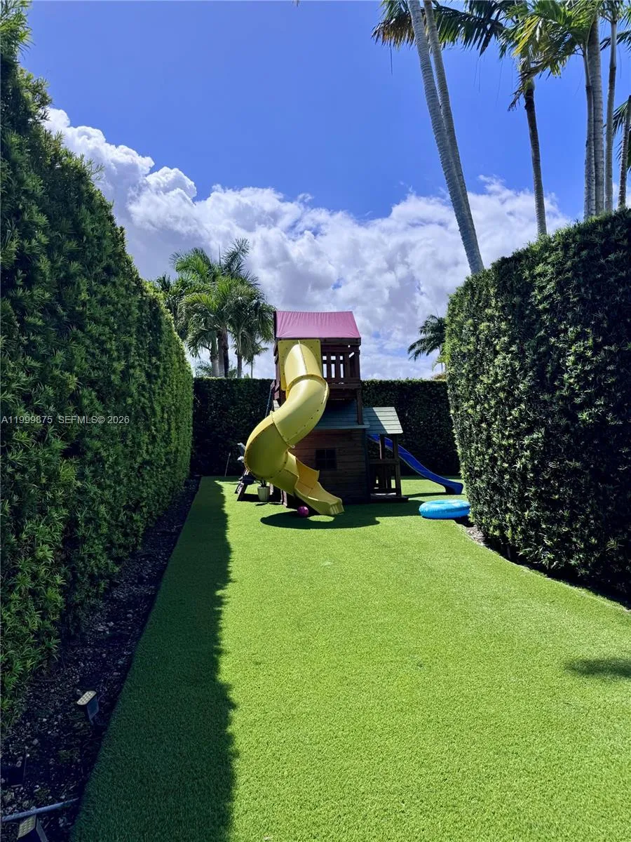 9494 Sw 125th Ter, Miami, Florida 33176, Miami, Florida 33176, 5 Bedrooms Bedrooms, ,4 BathroomsBathrooms,Residential,For Sale,9494 Sw 125th Ter, Miami, Florida 33176,A11999875