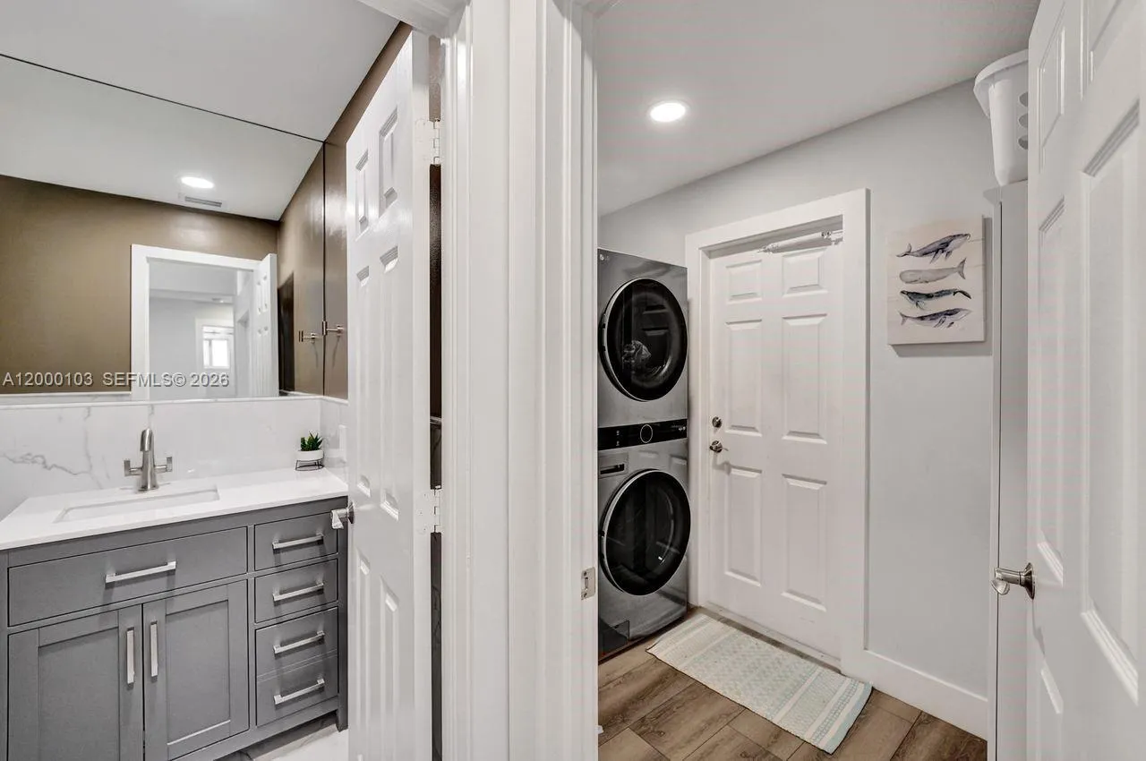 1063 Cedar Falls Dr 1063, Weston, Florida 33327, Weston, Florida 33327, 4 Bedrooms Bedrooms, ,2 BathroomsBathrooms,Residential Lease,For Rent,1063 Cedar Falls Dr 1063, Weston, Florida 33327,A12000103