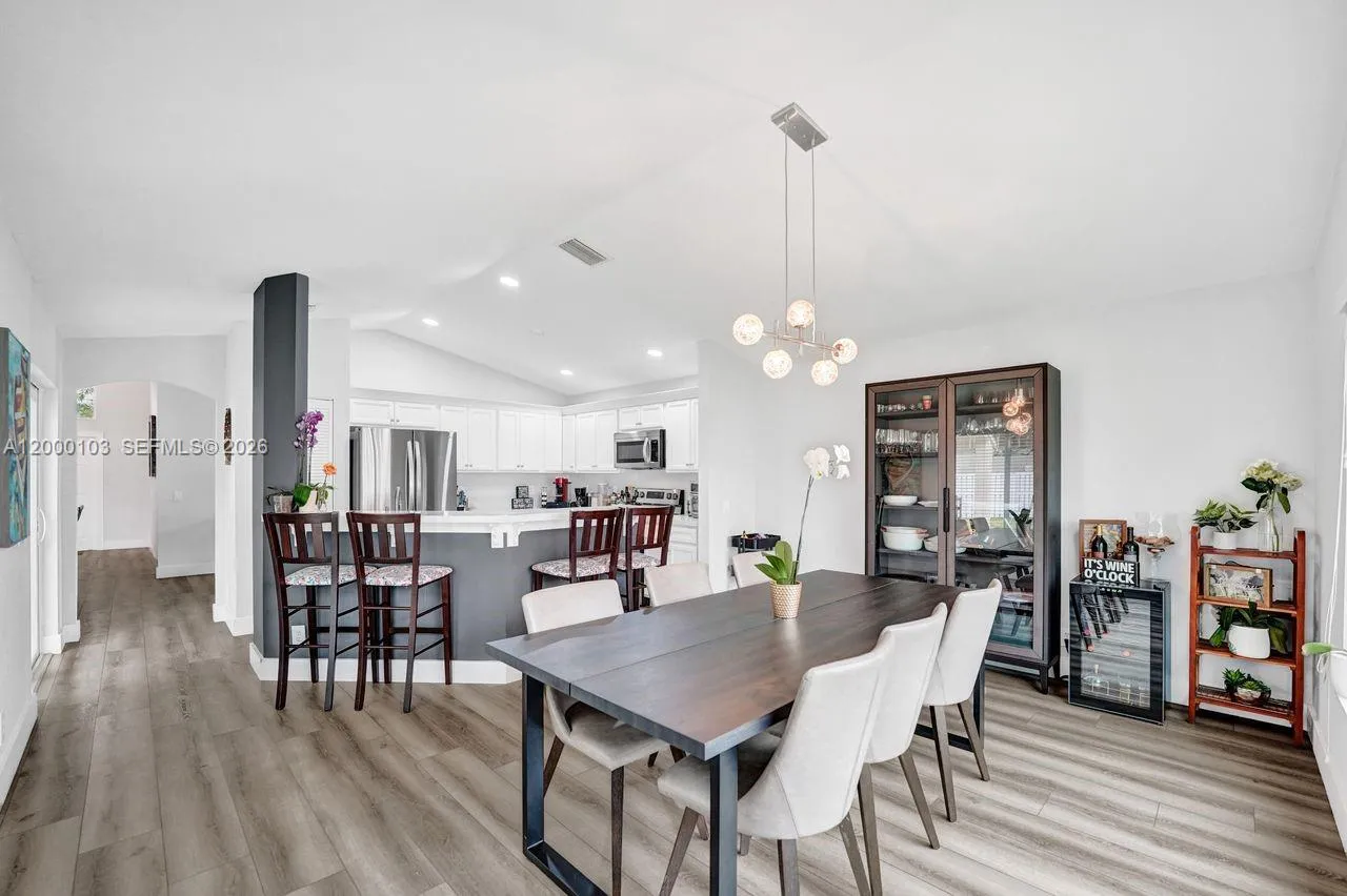 1063 Cedar Falls Dr 1063, Weston, Florida 33327, Weston, Florida 33327, 4 Bedrooms Bedrooms, ,2 BathroomsBathrooms,Residential Lease,For Rent,1063 Cedar Falls Dr 1063, Weston, Florida 33327,A12000103