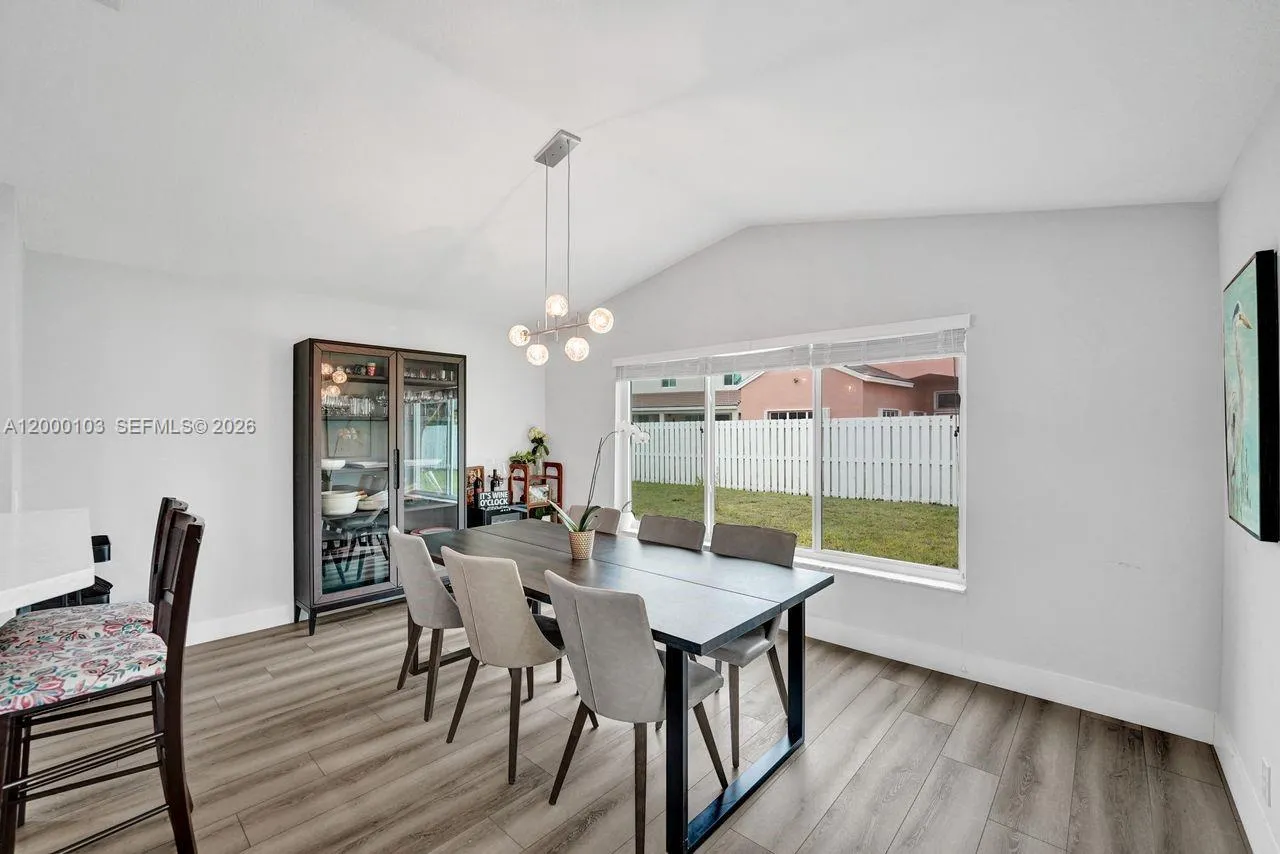 1063 Cedar Falls Dr 1063, Weston, Florida 33327, Weston, Florida 33327, 4 Bedrooms Bedrooms, ,2 BathroomsBathrooms,Residential Lease,For Rent,1063 Cedar Falls Dr 1063, Weston, Florida 33327,A12000103