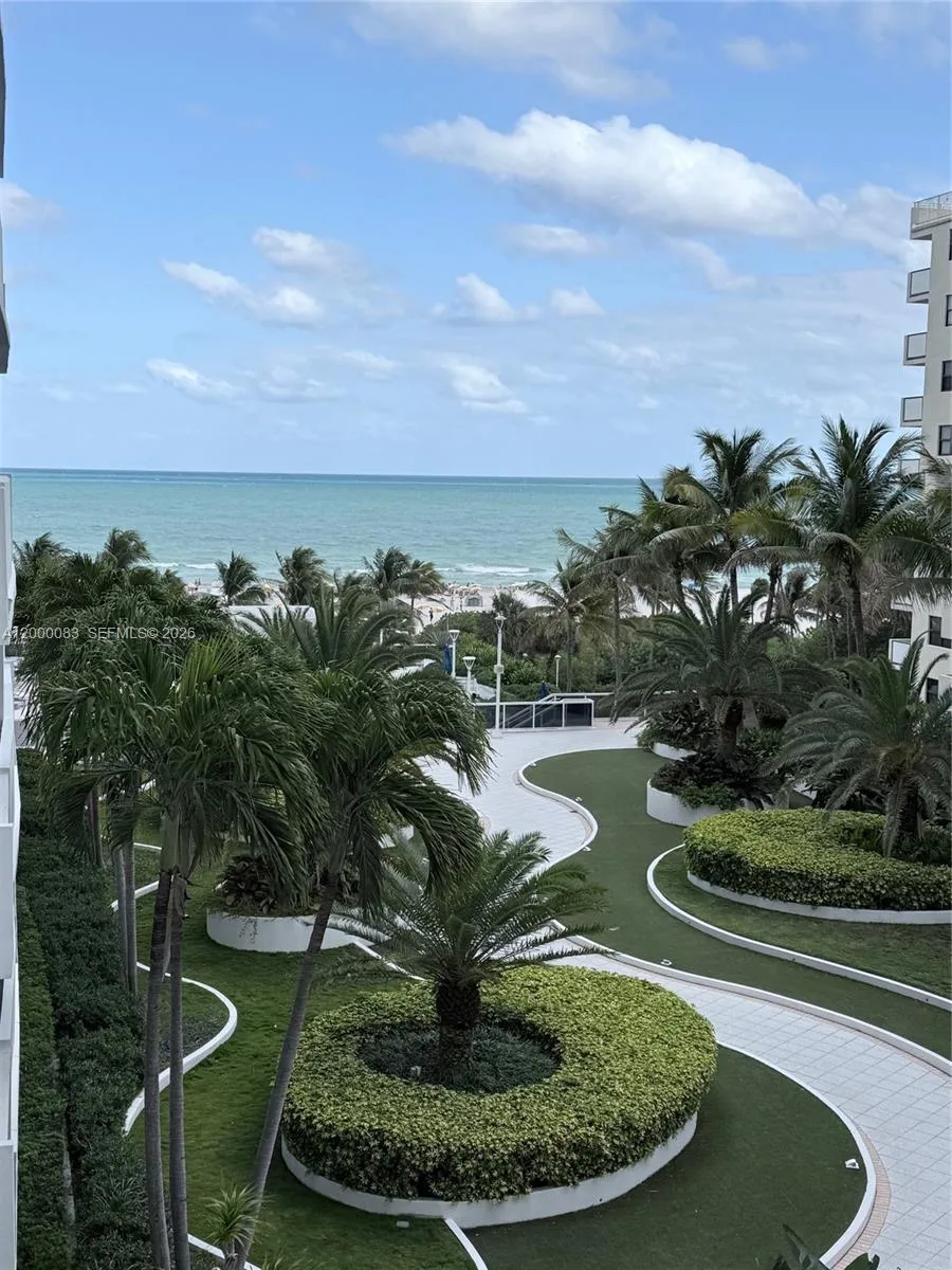 100 Lincoln Rd 615, Miami Beach, Florida 33139, Miami Beach, Florida 33139, ,1 BathroomBathrooms,Residential Lease,For Rent,100 Lincoln Rd 615, Miami Beach, Florida 33139,A12000083