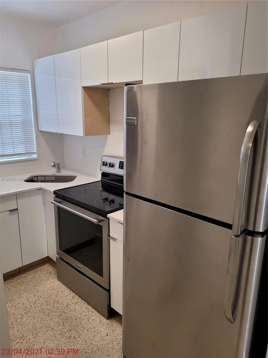 620 Sw 6th Ave 2, Miami, Florida 33130, Miami, Florida 33130, ,1 BathroomBathrooms,Residential Lease,For Rent,620 Sw 6th Ave 2, Miami, Florida 33130,A12000165