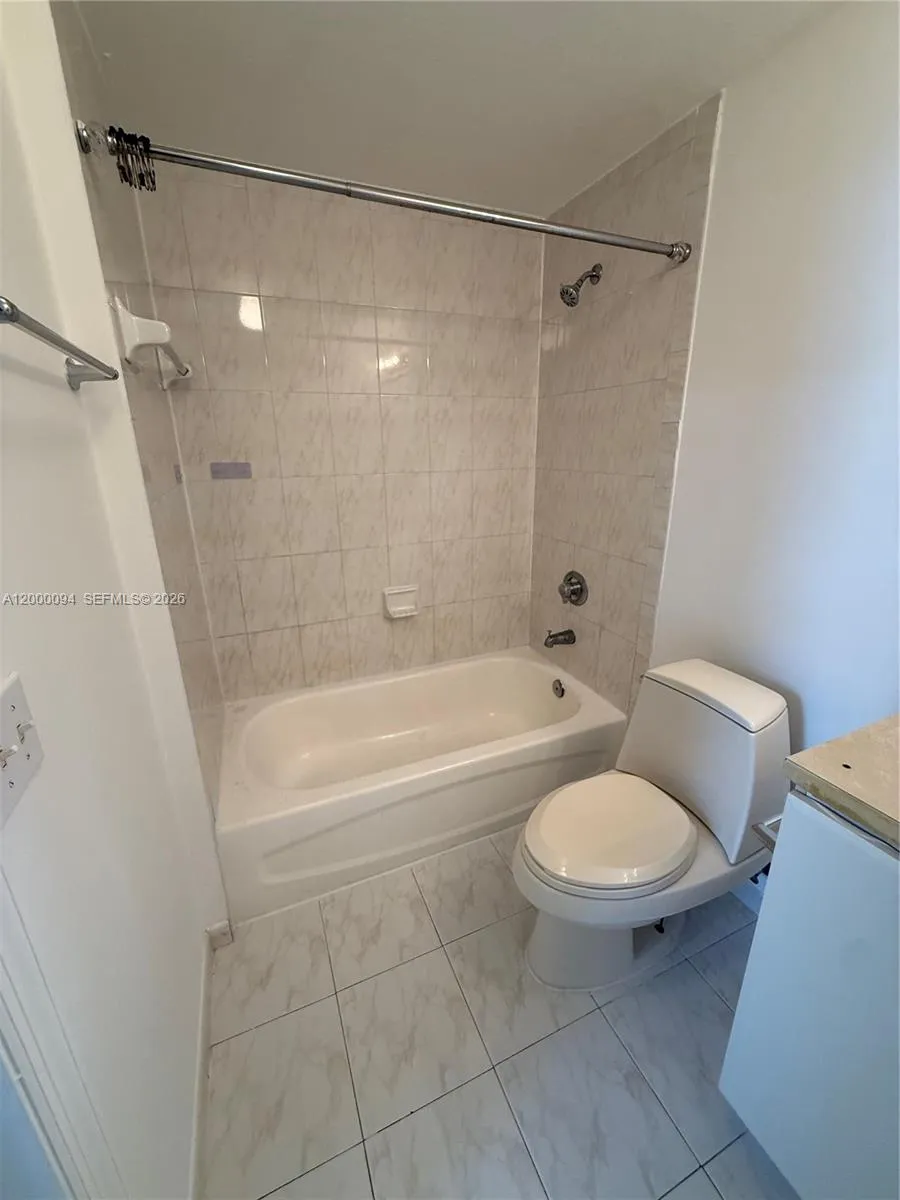119 Sw 6th Ave 709, Miami, Florida 33130, Miami, Florida 33130, 2 Bedrooms Bedrooms, ,2 BathroomsBathrooms,Residential Lease,For Rent,119 Sw 6th Ave 709, Miami, Florida 33130,A12000094
