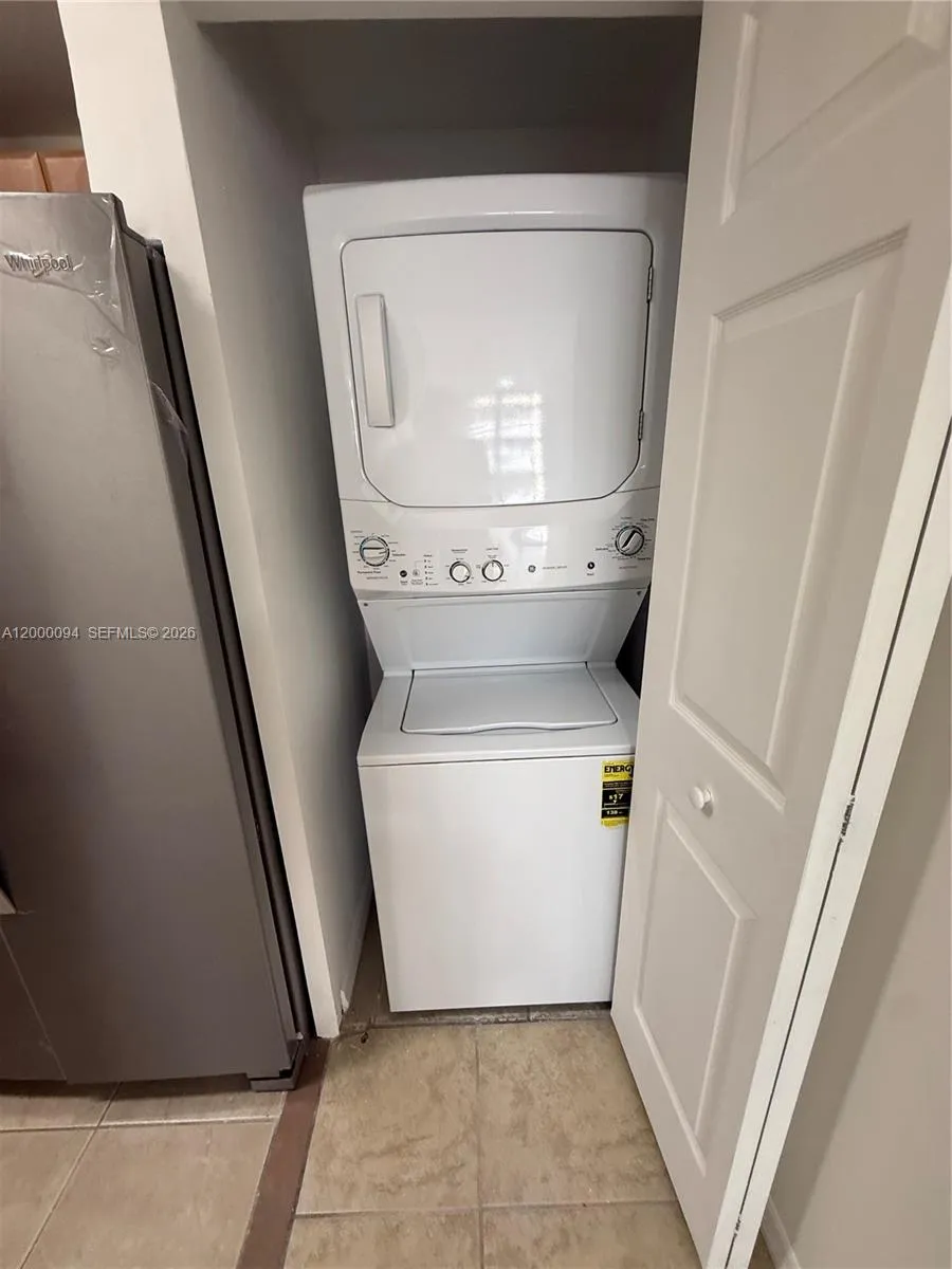 119 Sw 6th Ave 709, Miami, Florida 33130, Miami, Florida 33130, 2 Bedrooms Bedrooms, ,2 BathroomsBathrooms,Residential Lease,For Rent,119 Sw 6th Ave 709, Miami, Florida 33130,A12000094