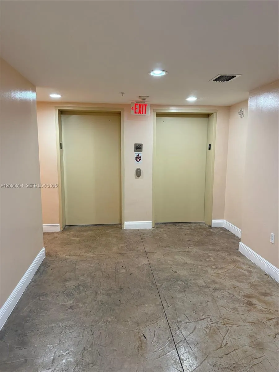 119 Sw 6th Ave 709, Miami, Florida 33130, Miami, Florida 33130, 2 Bedrooms Bedrooms, ,2 BathroomsBathrooms,Residential Lease,For Rent,119 Sw 6th Ave 709, Miami, Florida 33130,A12000094