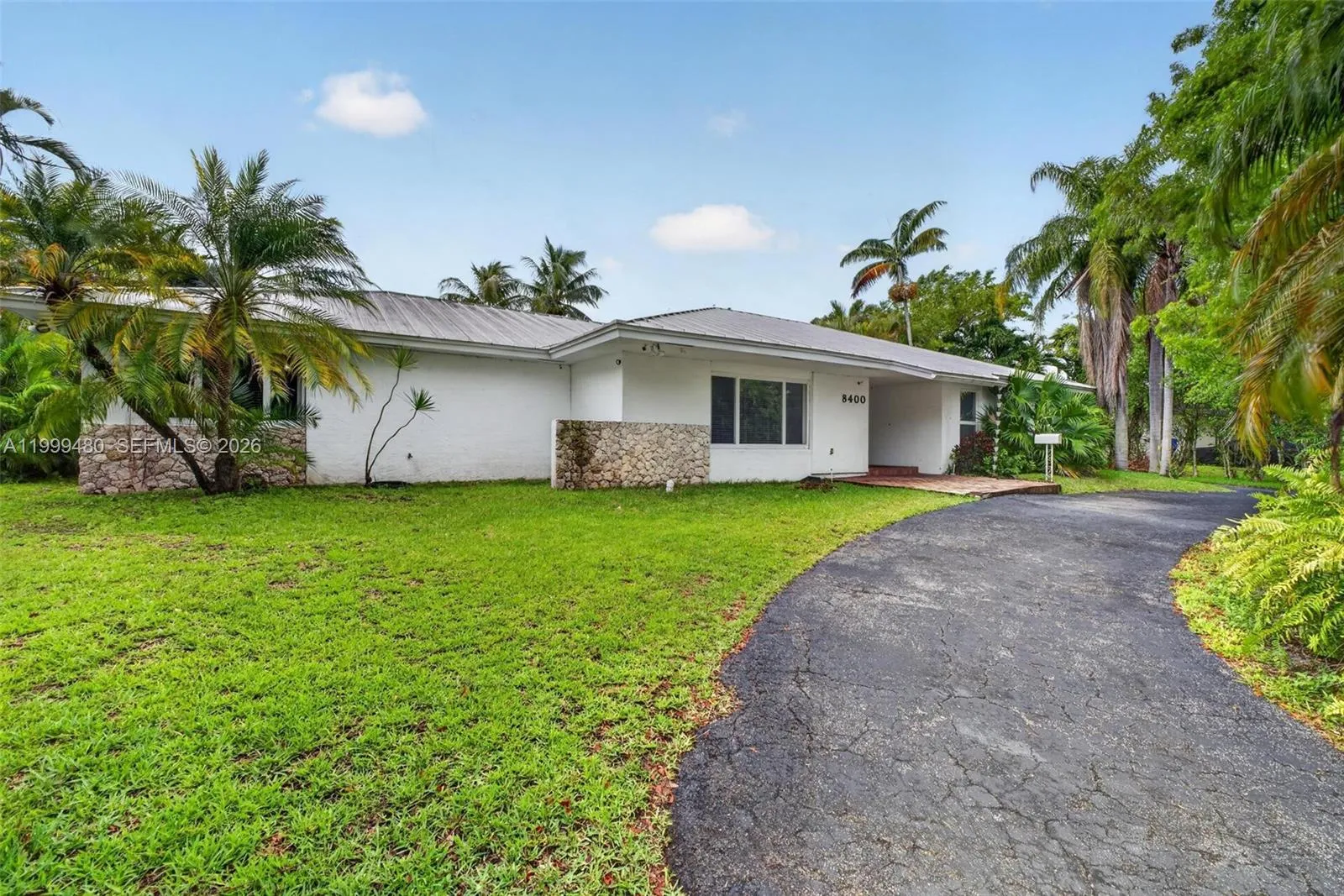 8400 Sw 178th St, Palmetto Bay, Florida 33157, Palmetto Bay, Florida 33157, 4 Bedrooms Bedrooms, ,2 BathroomsBathrooms,Residential,For Sale,8400 Sw 178th St, Palmetto Bay, Florida 33157,A11999480