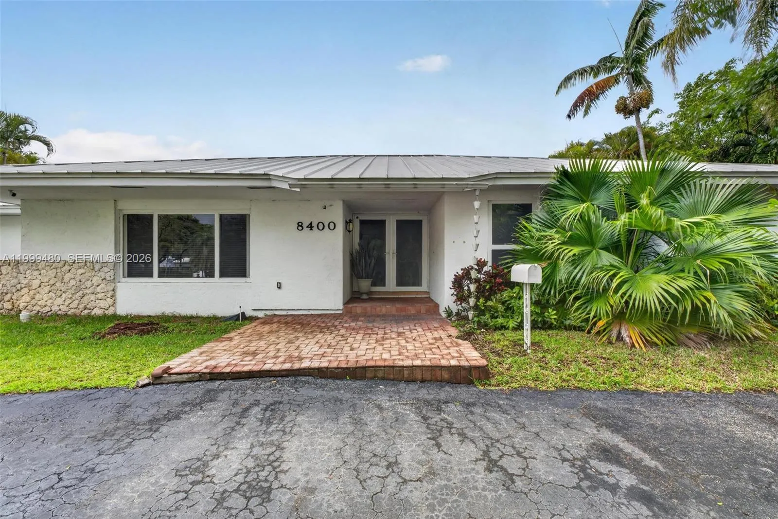 8400 Sw 178th St, Palmetto Bay, Florida 33157, Palmetto Bay, Florida 33157, 4 Bedrooms Bedrooms, ,2 BathroomsBathrooms,Residential,For Sale,8400 Sw 178th St, Palmetto Bay, Florida 33157,A11999480