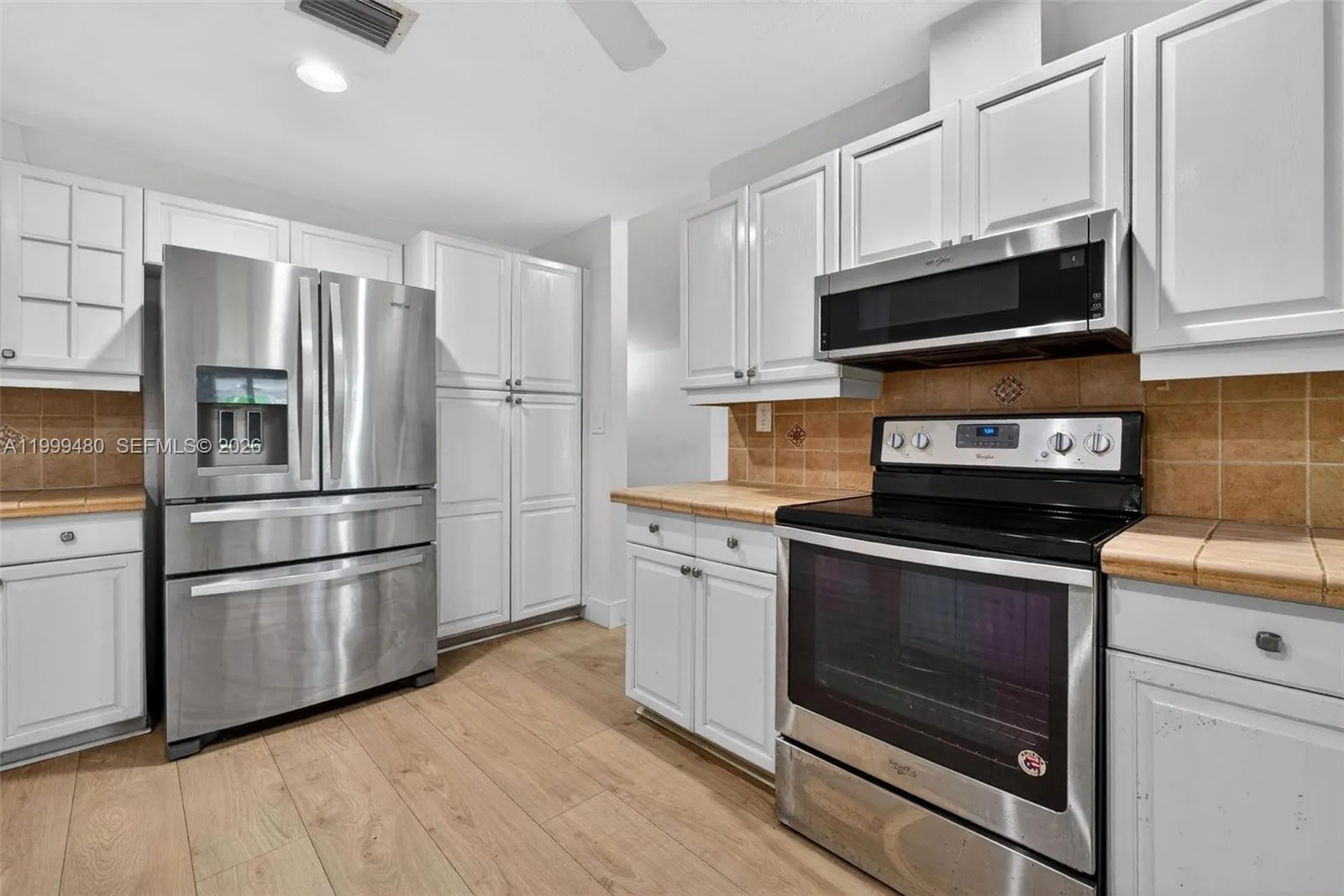 8400 Sw 178th St, Palmetto Bay, Florida 33157, Palmetto Bay, Florida 33157, 4 Bedrooms Bedrooms, ,2 BathroomsBathrooms,Residential,For Sale,8400 Sw 178th St, Palmetto Bay, Florida 33157,A11999480