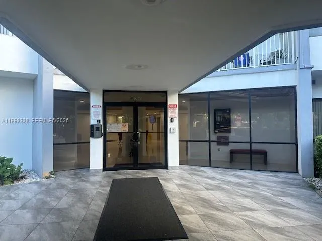 1300 Ne Miami Gardens Dr 616e, Miami, Florida 3317, Miami, Florida 33179, 1 Bedroom Bedrooms, ,1 BathroomBathrooms,Residential Lease,For Rent,1300 Ne Miami Gardens Dr 616e, Miami, Florida 3317,A11998338