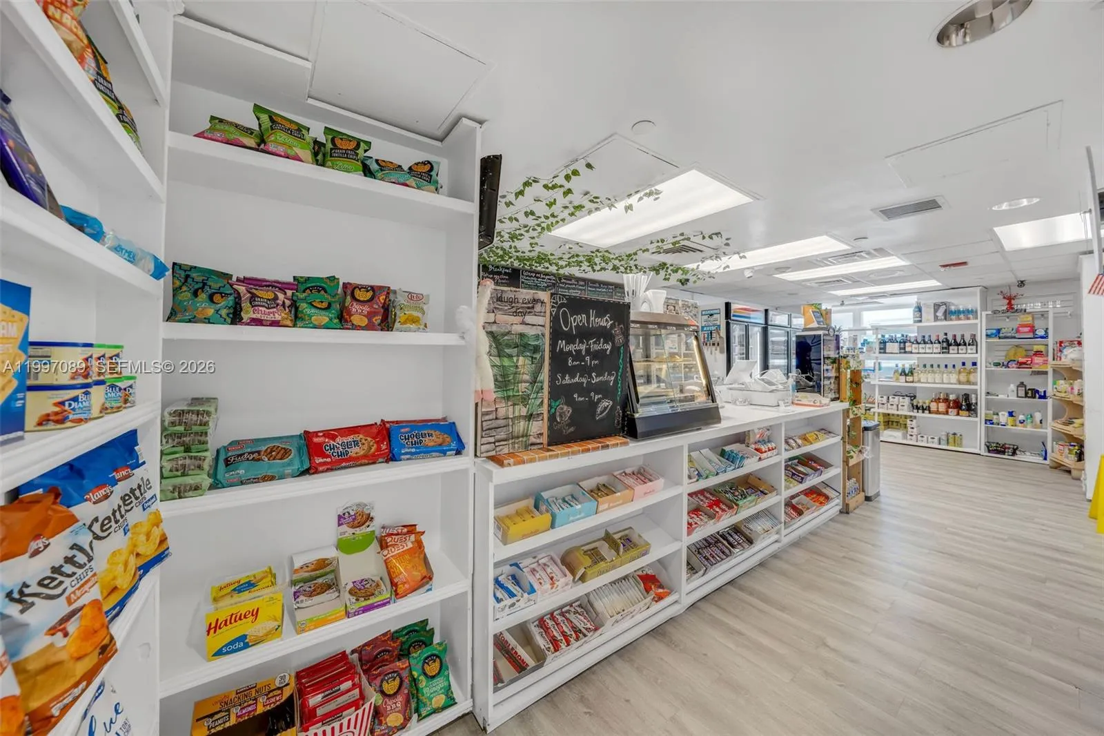 650 West Ave 1912, Miami Beach, Florida 33139, Miami Beach, Florida 33139, 2 Bedrooms Bedrooms, ,2 BathroomsBathrooms,Residential Lease,For Rent,650 West Ave 1912, Miami Beach, Florida 33139,A11997089