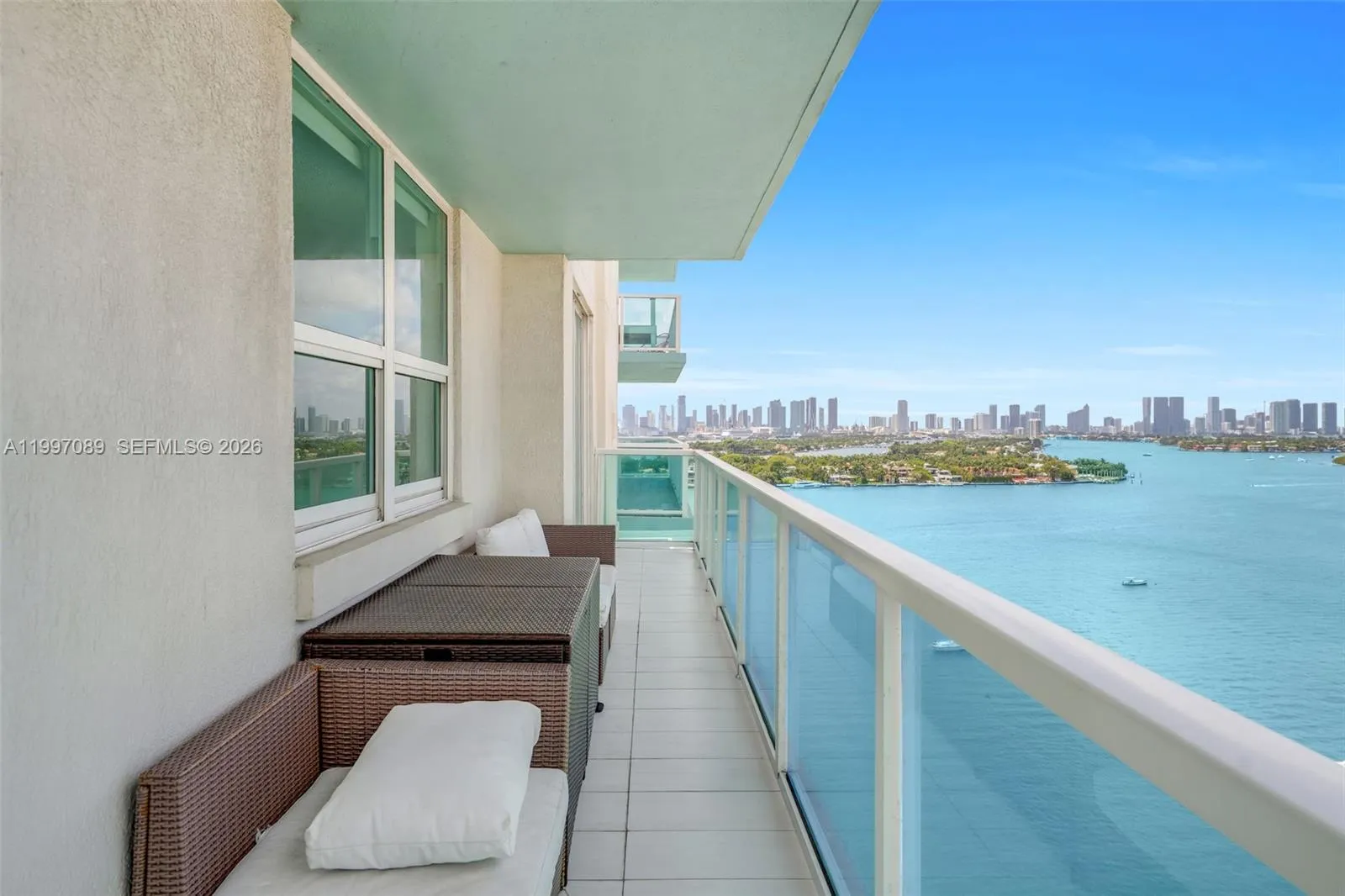 650 West Ave 1912, Miami Beach, Florida 33139, Miami Beach, Florida 33139, 2 Bedrooms Bedrooms, ,2 BathroomsBathrooms,Residential Lease,For Rent,650 West Ave 1912, Miami Beach, Florida 33139,A11997089